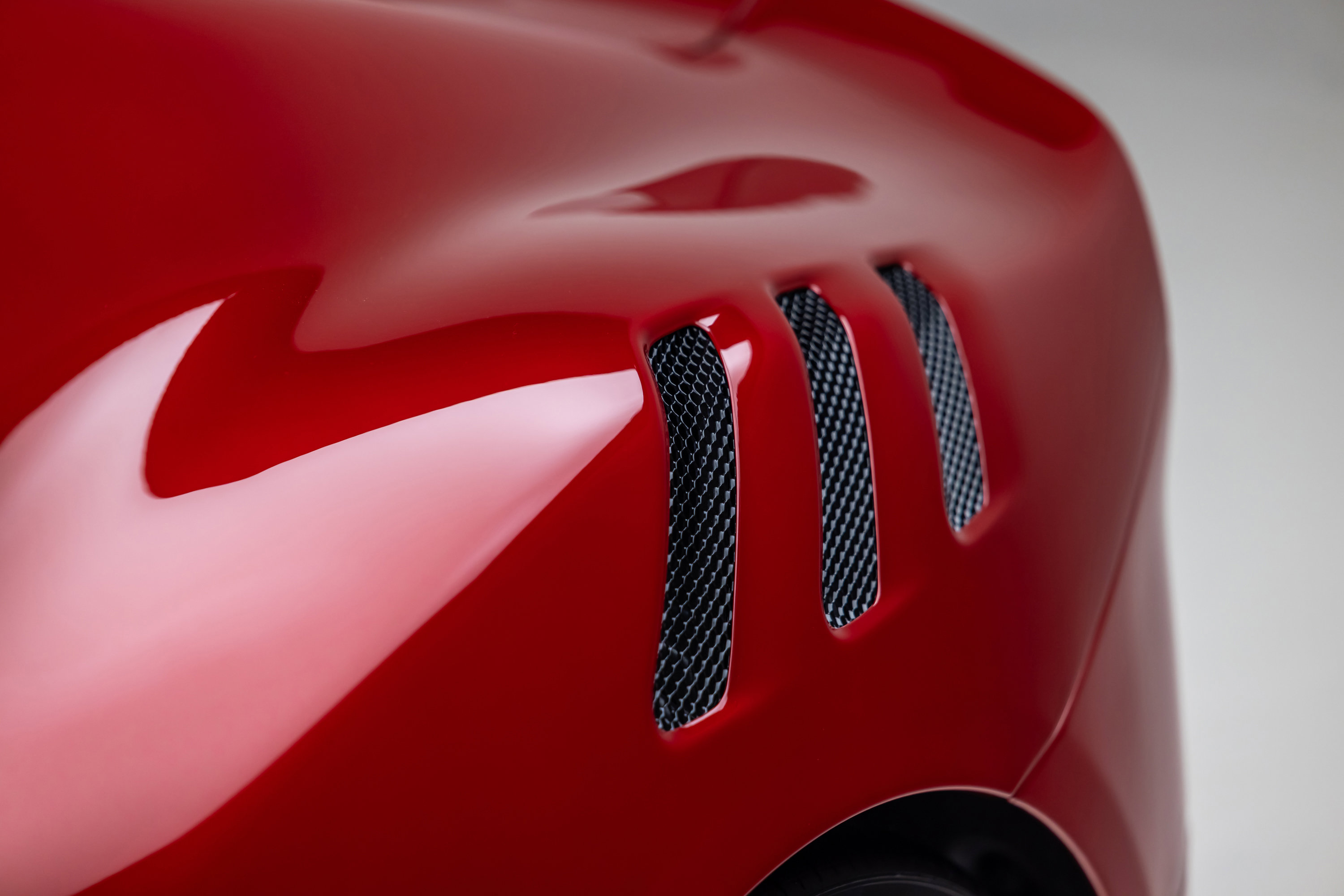 Certified 2017 Ferrari F12tdf image 40