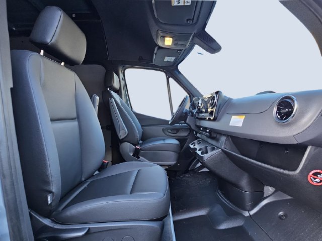 New 2026 Mercedes-Benz Sprinter 2500 image 11