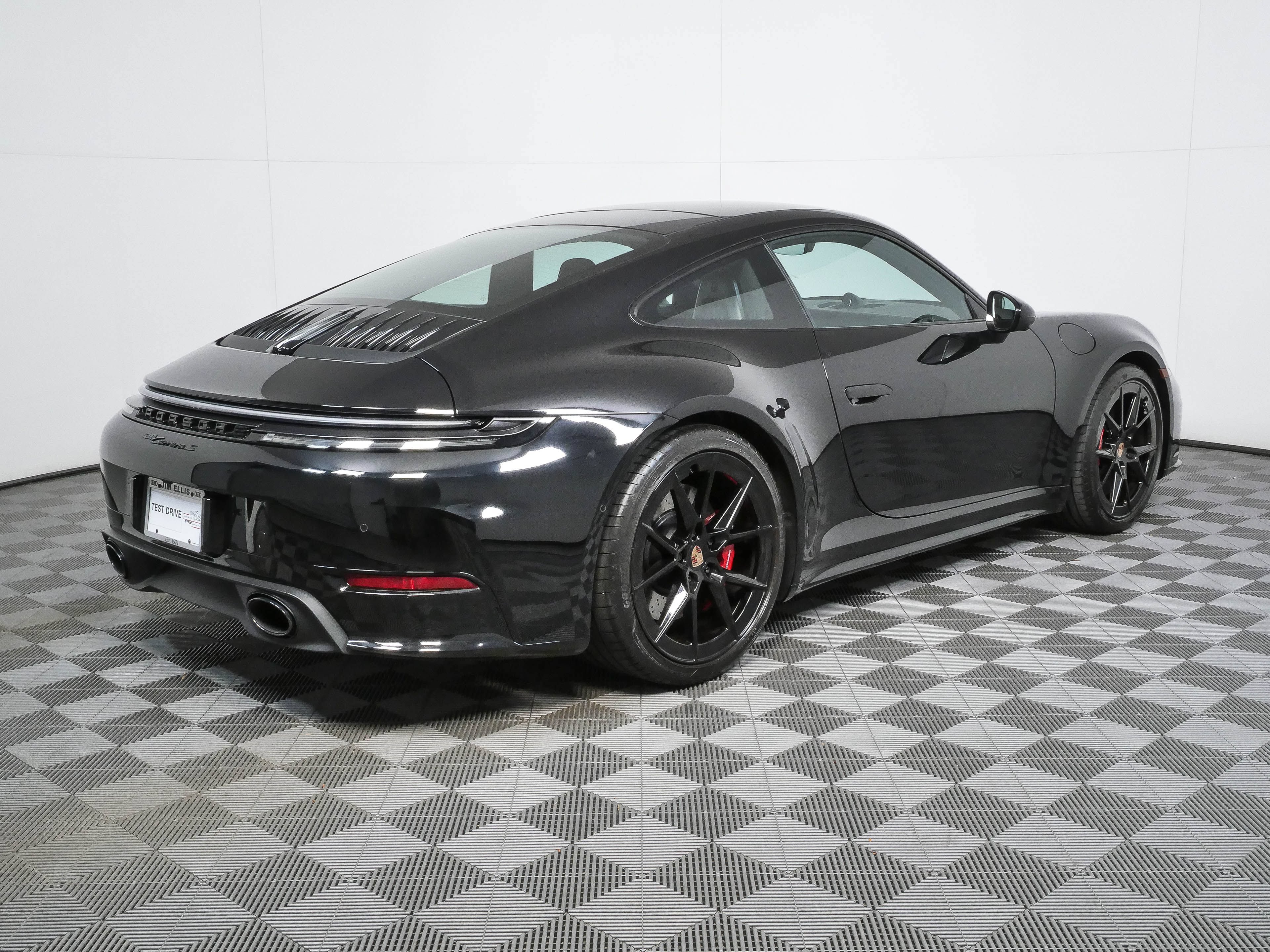 Certified 2025 Porsche 911 Carrera S RWD image 21