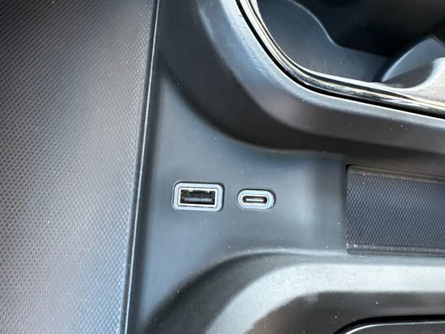 Used 2022 GMC Sierra 1500 AT4 w/ AT4 Premium Package image 33