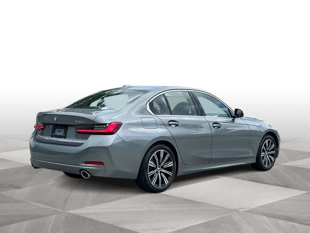 Used 2025 BMW 330i xDrive Sedan w/ Convenience Package AWD/4WD image 8