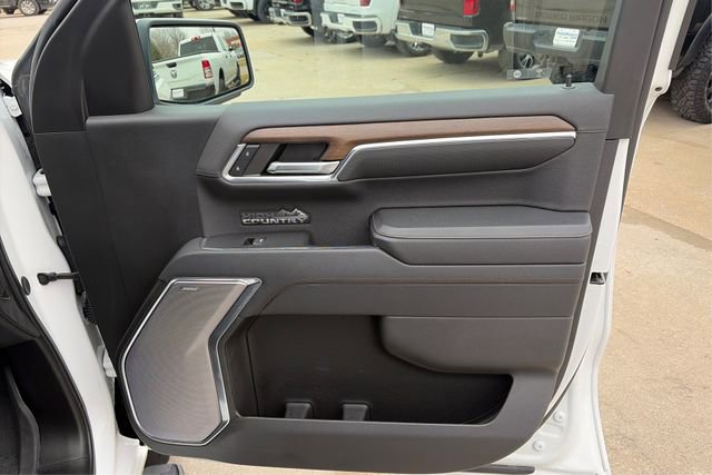 Used 2024 Chevrolet Silverado 1500 High Country w/ Technology Package image 21
