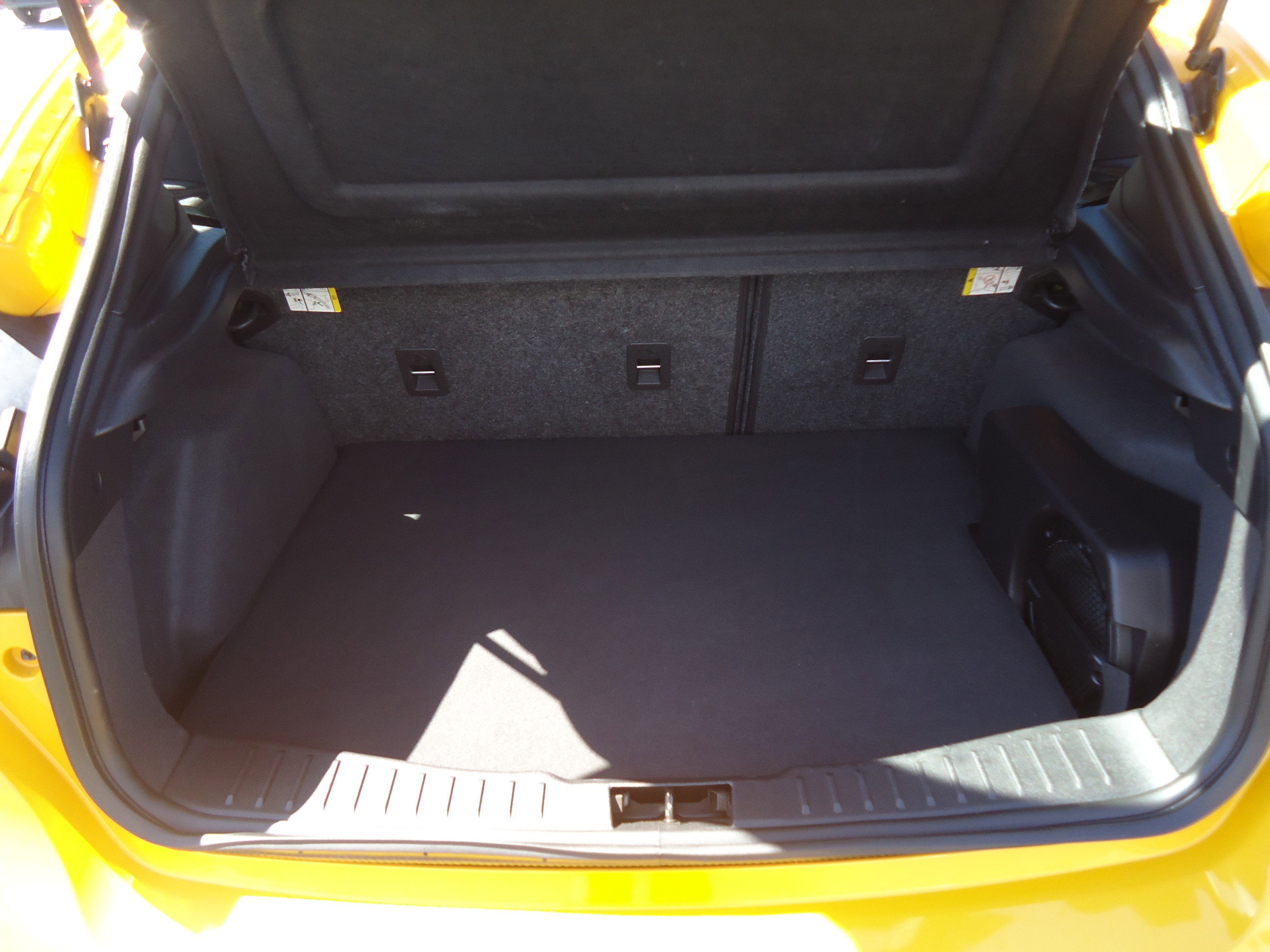 Used 2015 Ford Focus ST w/ Equipment Group 401A FWD image 32