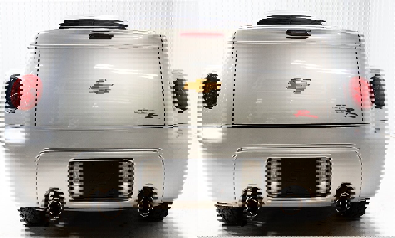 Used 2004 Chevrolet SSR w/ Preferred Equipment Group image 11