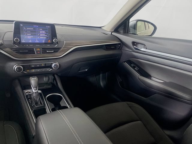 Used 2023 Nissan Altima 2.5 SV FWD image 24