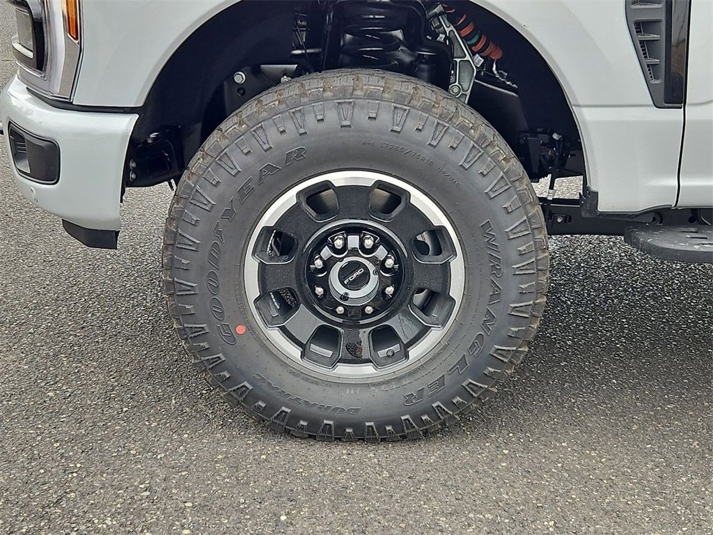 New 2026 Ford F250 Platinum image 36