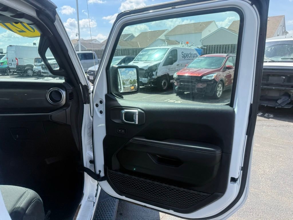 Used 2021 Jeep Wrangler Unlimited Sahara AWD/4WD image 55