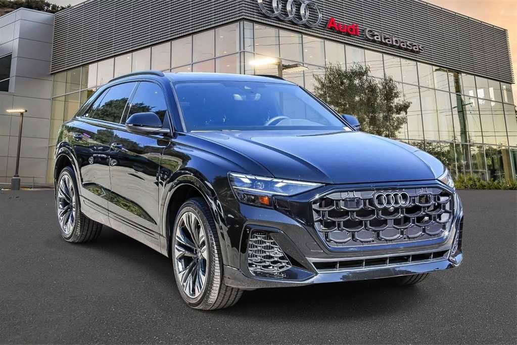 Used 2025 Audi Q8 Premium Plus w/ Premium Plus Package image 5