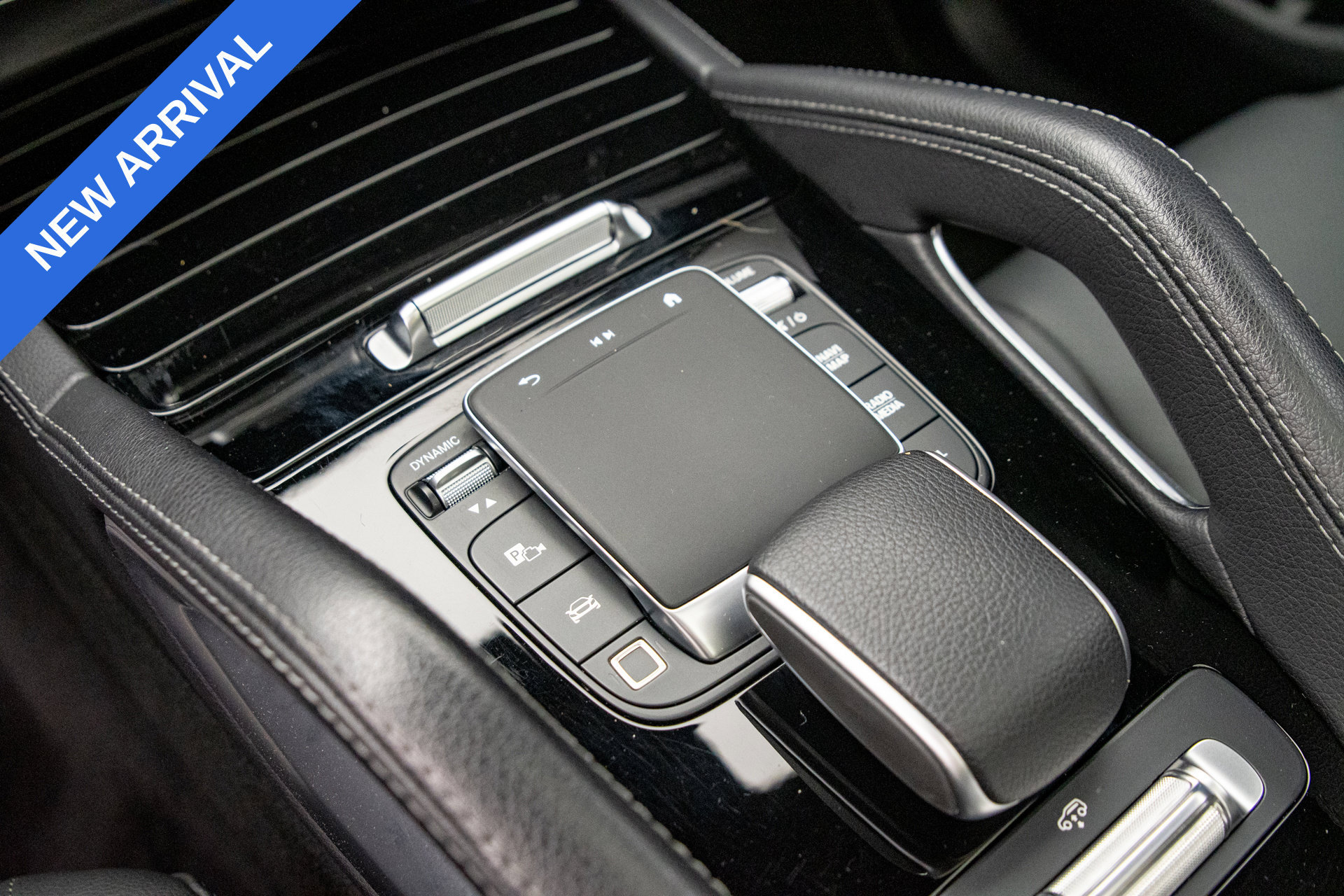 Used 2025 Mercedes-Benz GLS 450 4MATIC image 13