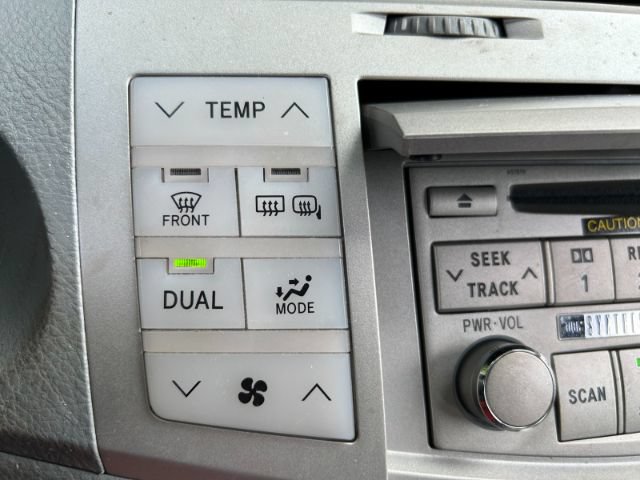 Used 2007 Toyota Avalon XLS FWD image 22