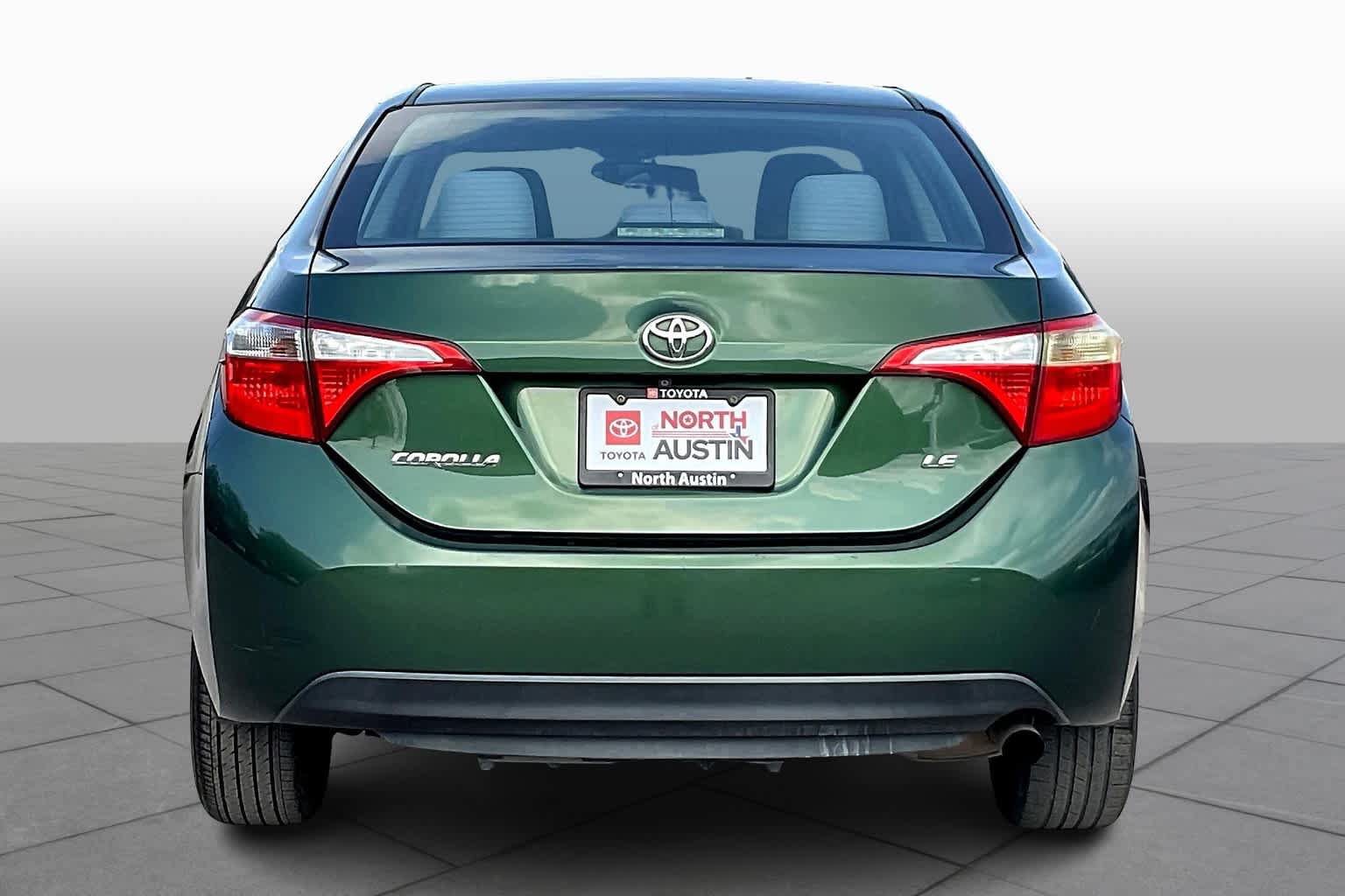 Used 2015 Toyota Corolla LE FWD image 5