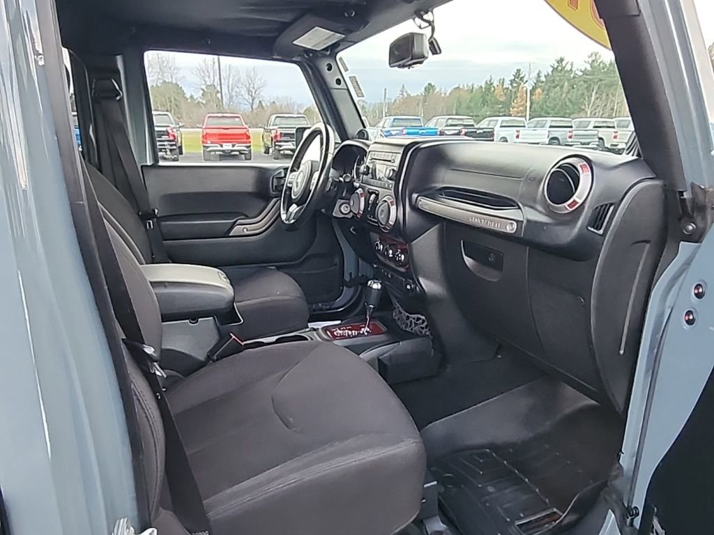 Used 2014 Jeep Wrangler Unlimited Sport w/ Quick Order Package 24S image 16