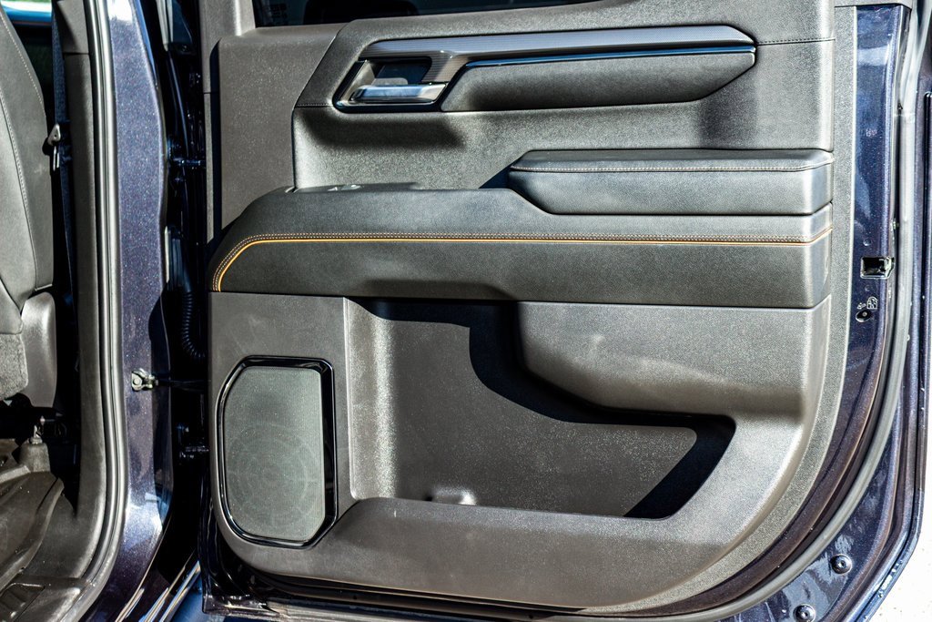 Used 2024 GMC Sierra 1500 AT4 w/ Technology Package image 21