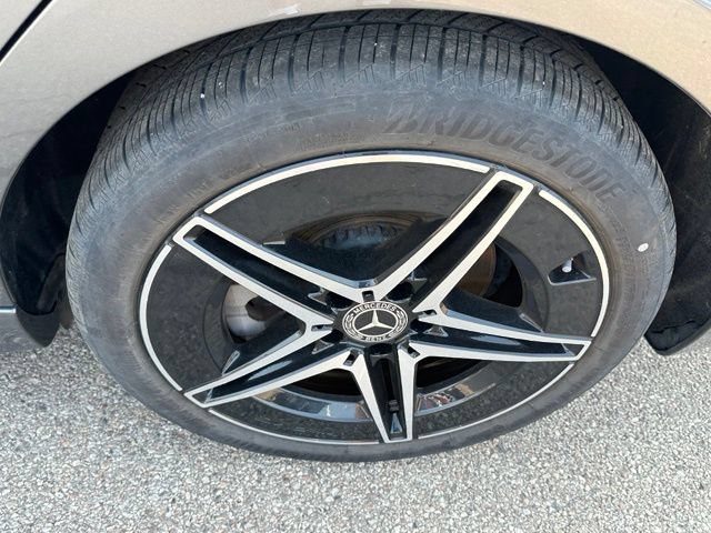 Used 2023 Mercedes-Benz C 300 4MATIC Sedan w/ AMG Line w/ Night Package image 7
