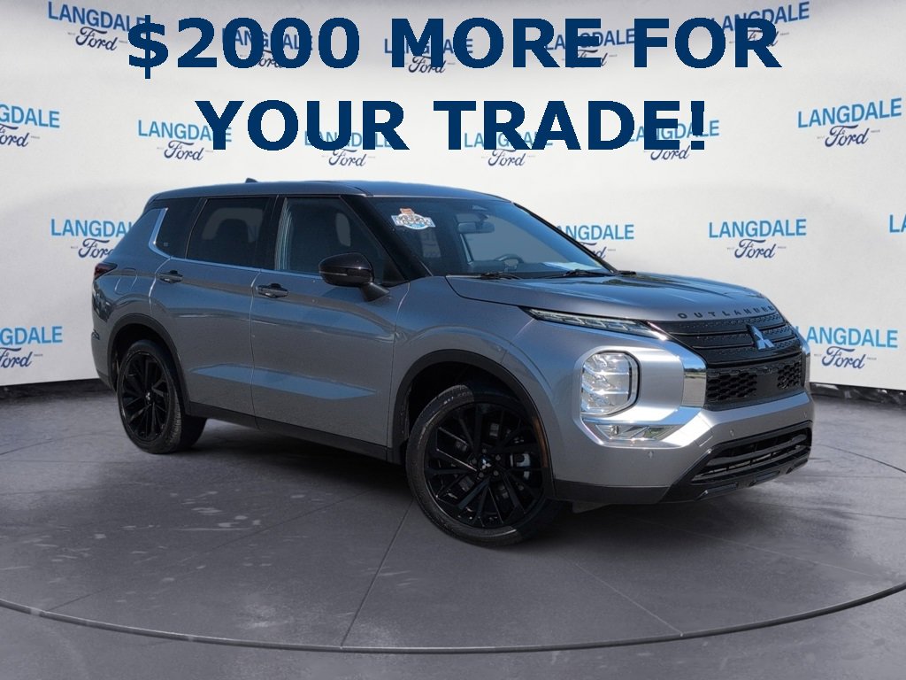 Used 2023 Mitsubishi Outlander SE Black Edition