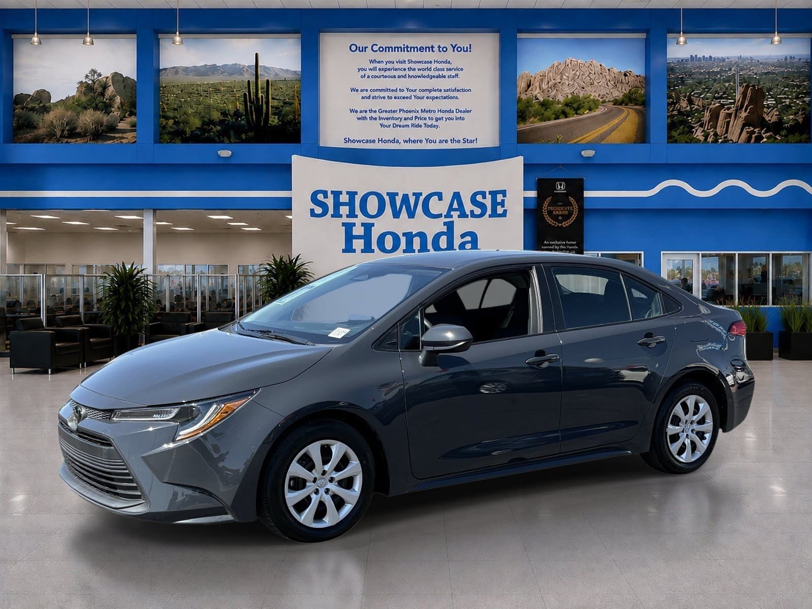 Used 2025 Toyota Corolla LE FWD image 2