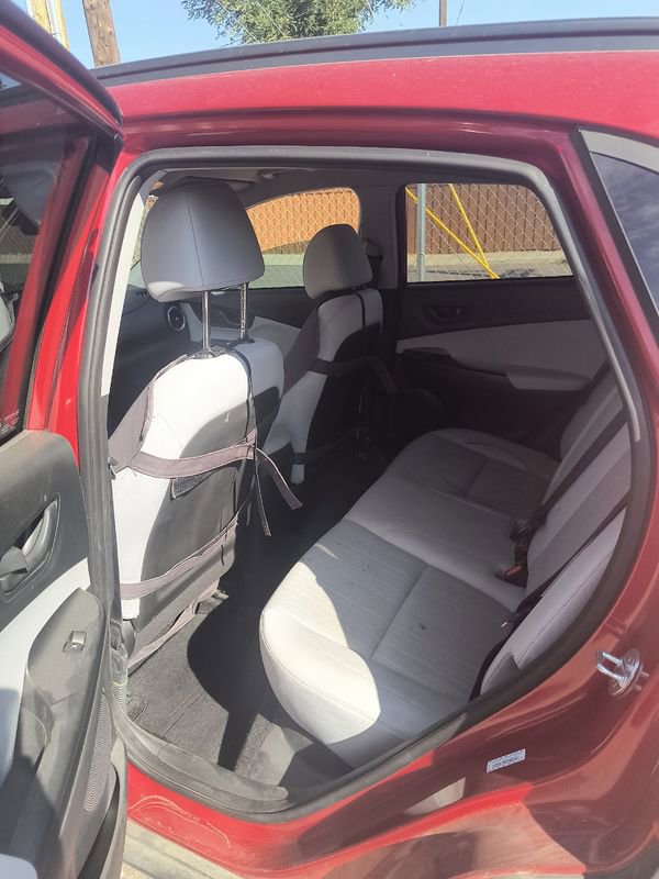 Used 2022 Hyundai Kona SEL image 7