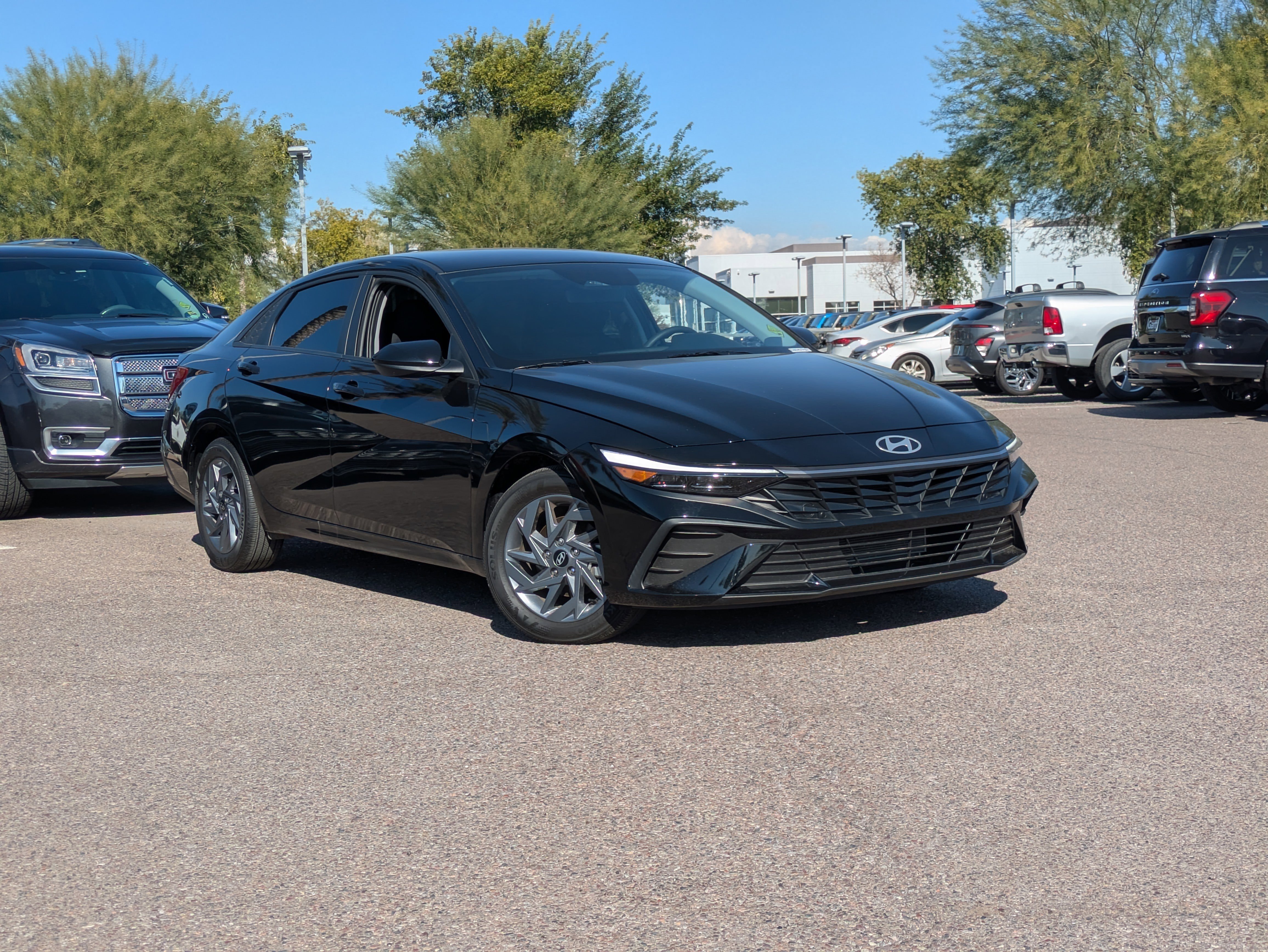 Certified 2024 Hyundai Elantra SEL image 32