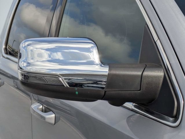 Used 2025 RAM 1500 Limited AWD/4WD image 12