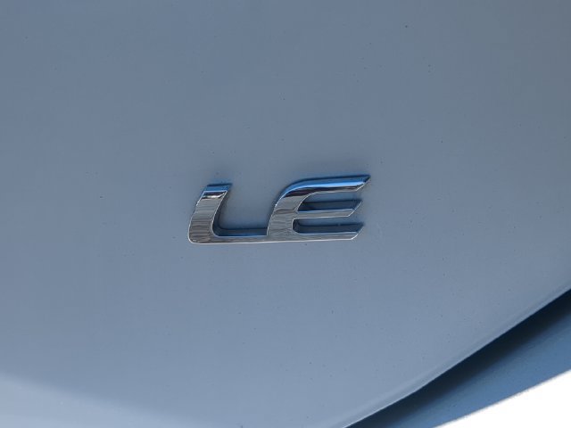 Used 2018 Toyota Corolla LE FWD image 13
