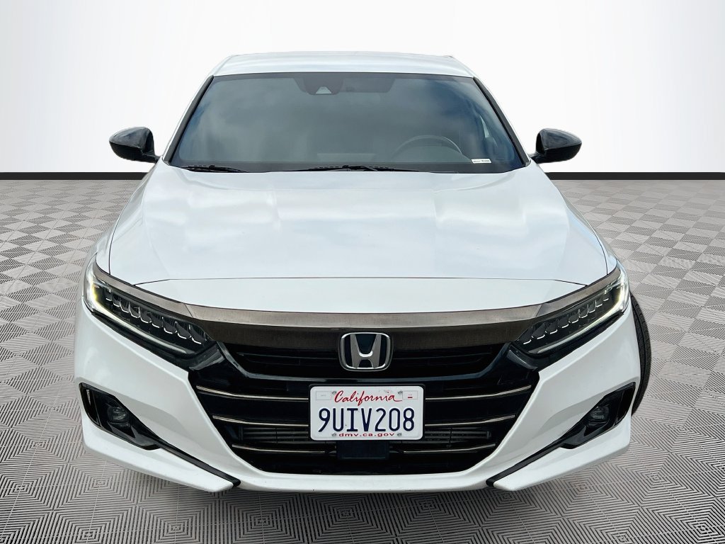 Used 2021 Honda Accord Sport image 2