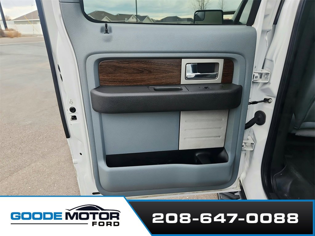 Used 2013 Ford F150 Lariat w/ Luxury Equipment Group image 24