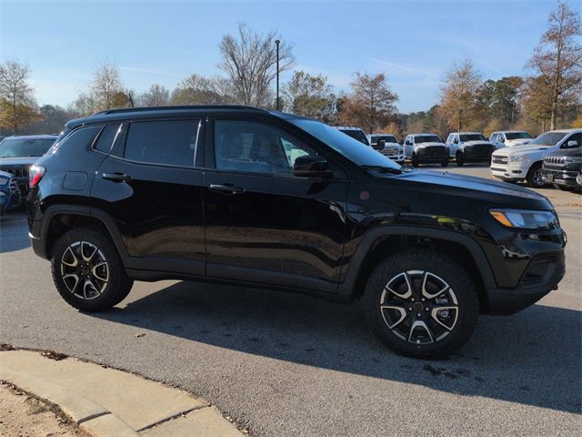 New 2026 Jeep Compass Trailhawk image 2