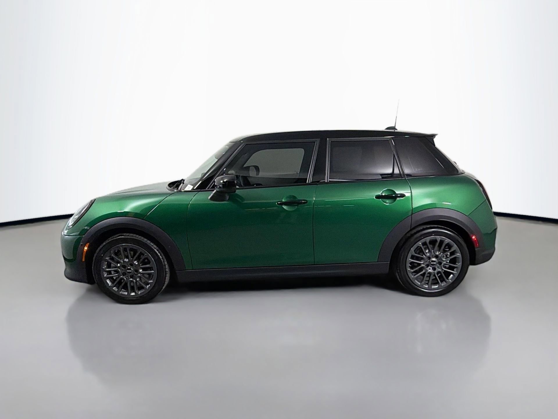 New 2026 MINI Cooper S image 10