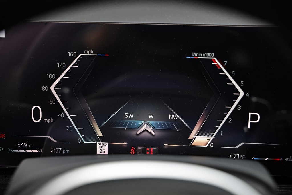 New 2026 BMW X7 xDrive40i w/ M Sport Package image 32