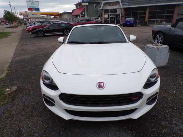 Used 2018 FIAT 124 Spider Classica w/ Technology Group image 2