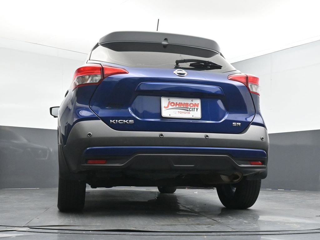 Used 2020 Nissan Kicks SR w/ SR Premium Package FWD image 36