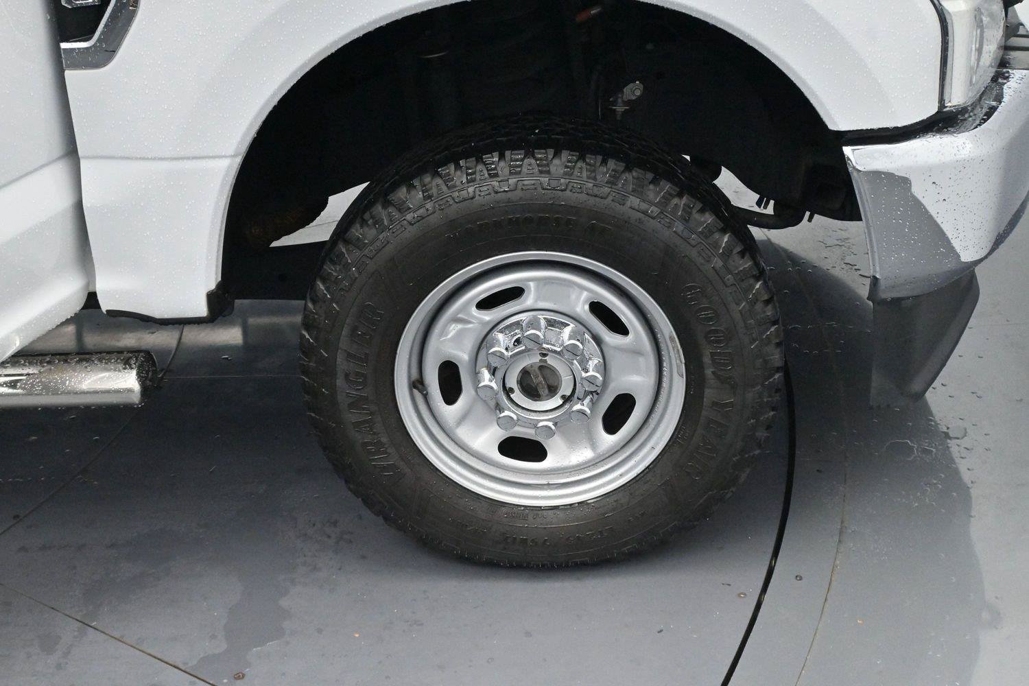 Used 2022 Ford F250 XL w/ Power Equipment Group AWD/4WD image 31