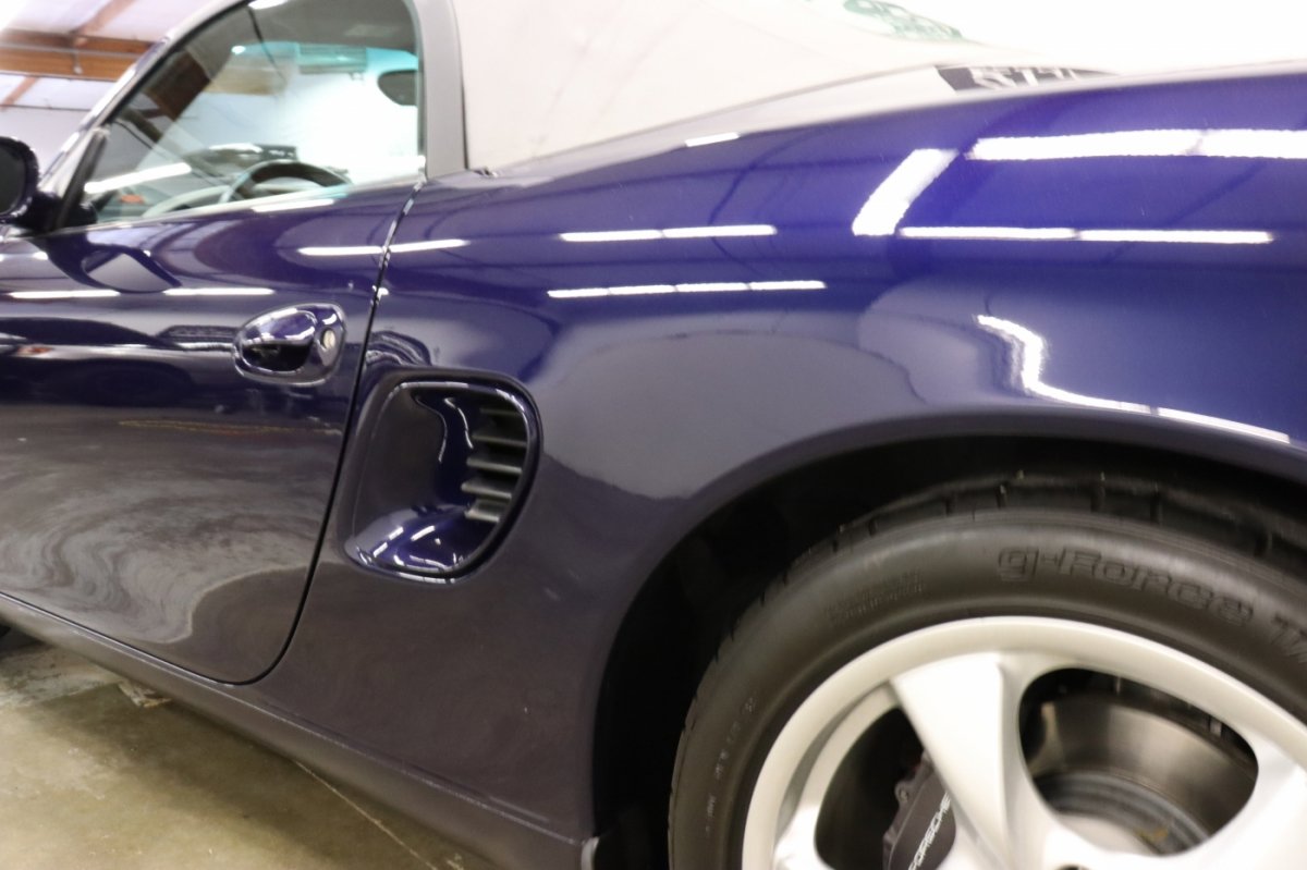 Used 2001 Porsche Boxster image 36