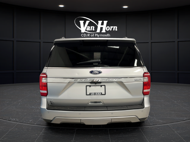 Used 2018 Ford Expedition Max XLT w/ Equipment Group 202A AWD/4WD image 6