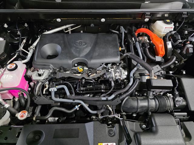 Used 2025 Toyota RAV4 LE AWD/4WD image 26