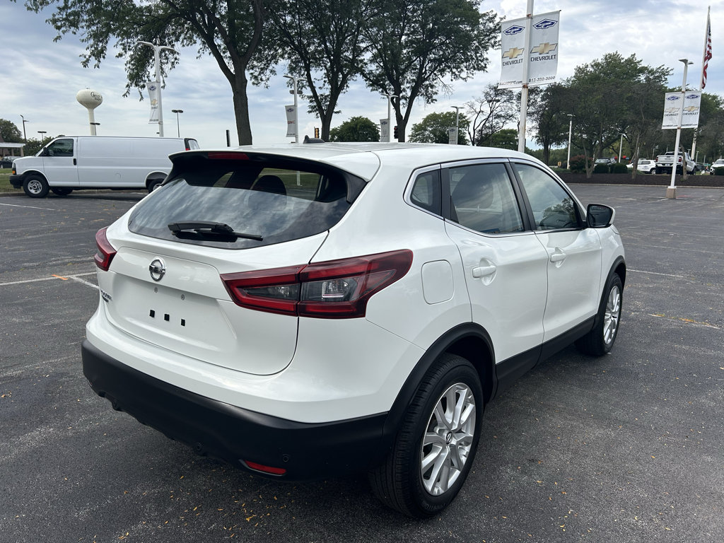 Used 2021 Nissan Rogue Sport S FWD image 5