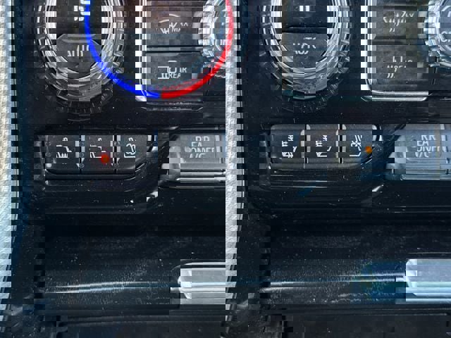 Used 2022 GMC Yukon XL Denali image 22