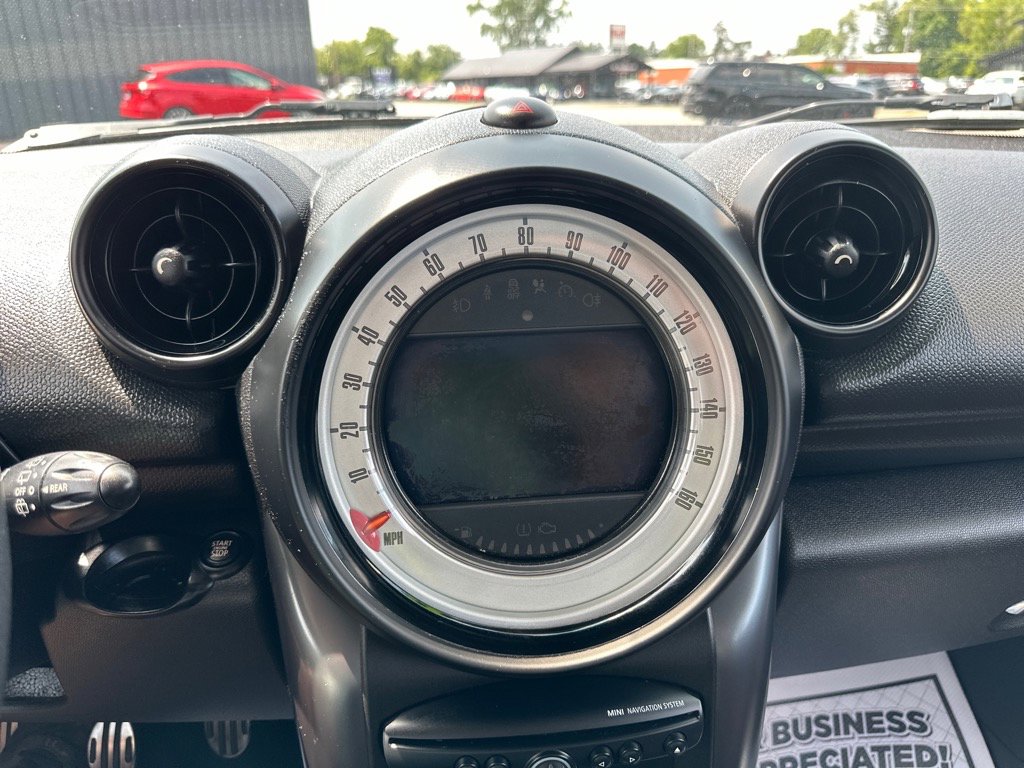 Used 2014 MINI Cooper Paceman S image 23