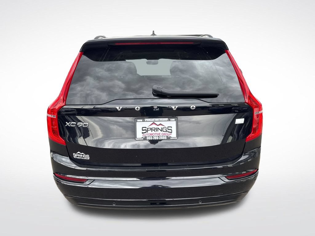 Used 2023 Volvo XC90 T8 Ultimate AWD/4WD image 4
