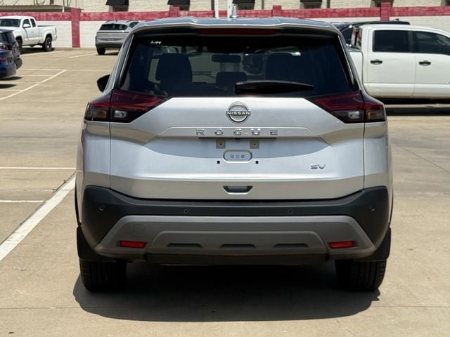 Used 2023 Nissan Rogue SV FWD image 5