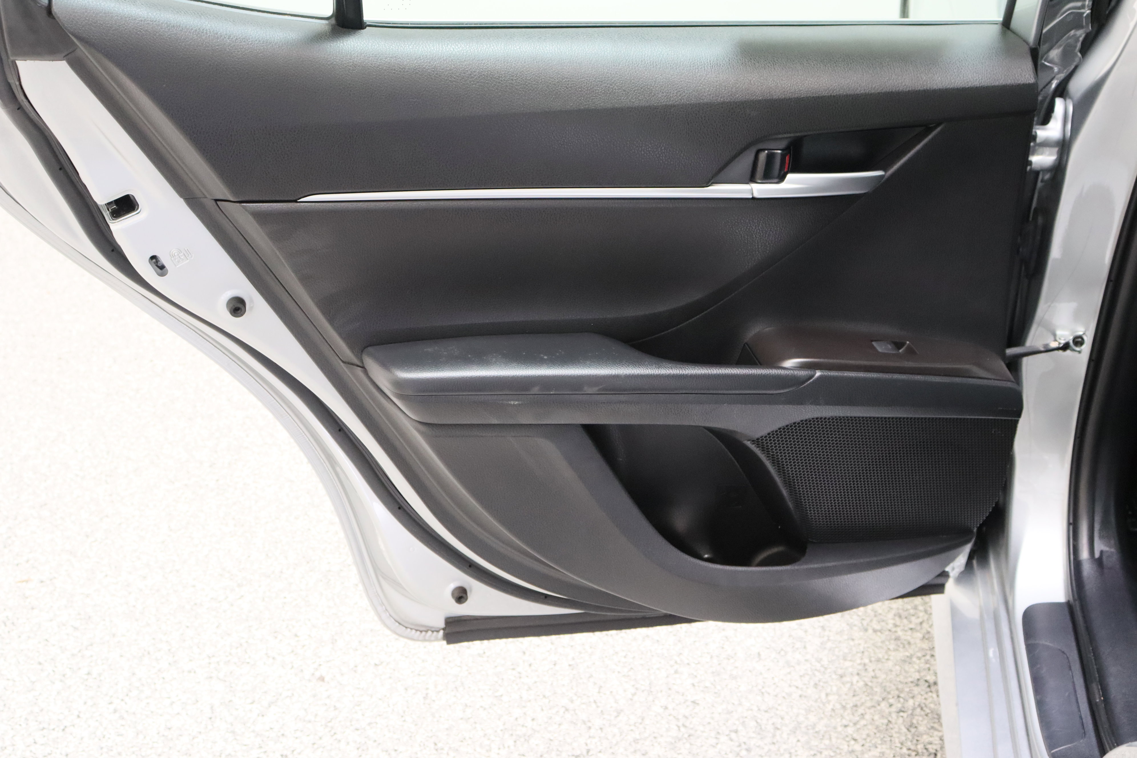 Used 2024 Toyota Camry LE FWD image 24