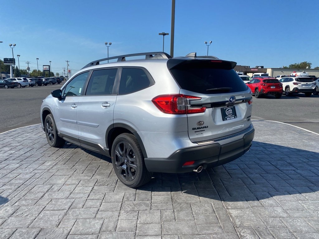 New 2025 Subaru Ascent Onyx Edition image 4