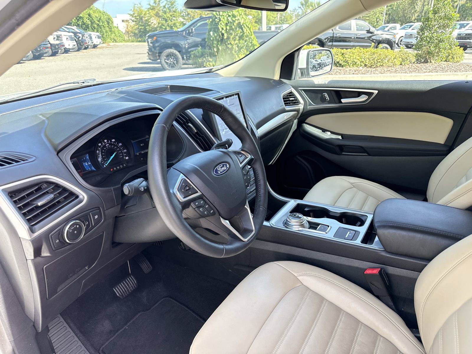 Used 2024 Ford Edge SEL AWD/4WD image 21