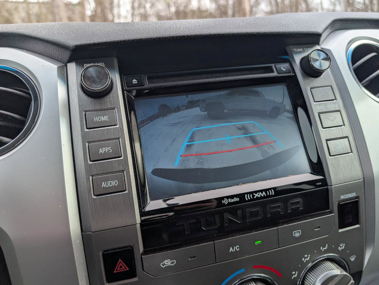 Used 2016 Toyota Tundra SR5 w/ SR5 Upgrade Package image 17