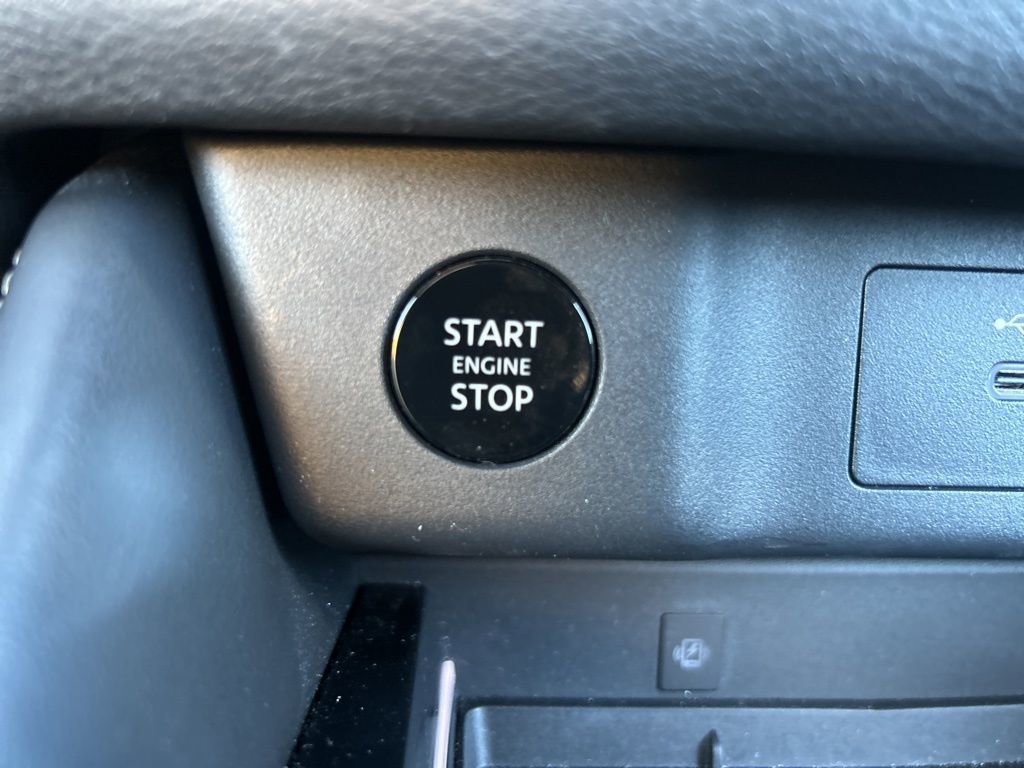 Used 2024 Nissan Rogue Platinum w/ Platinum Premium Package image 35