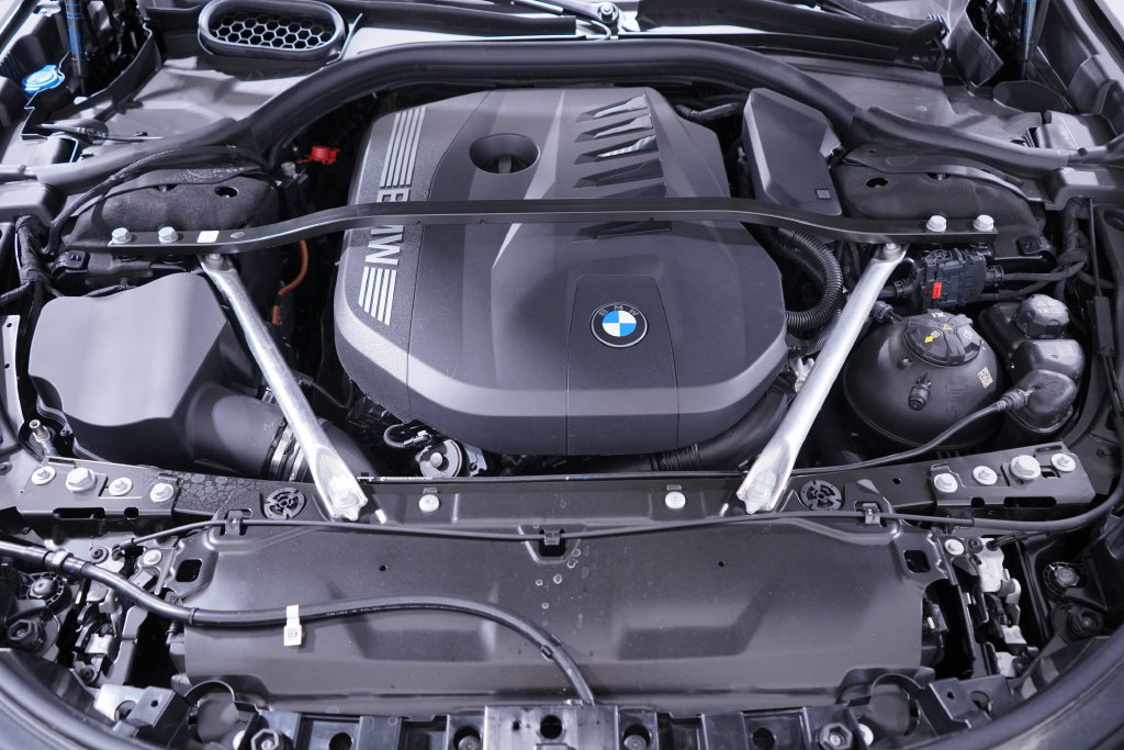 New 2027 BMW 740i w/ Executive Package RWD image 26