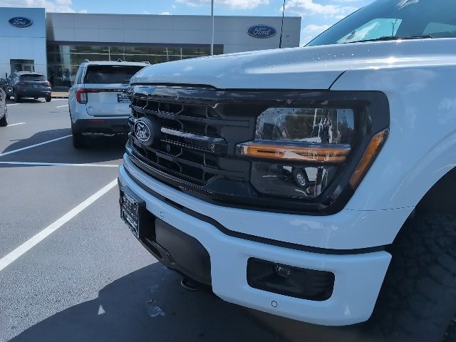 New 2025 Ford F150 XLT w/ Equipment Group 302A MID image 9