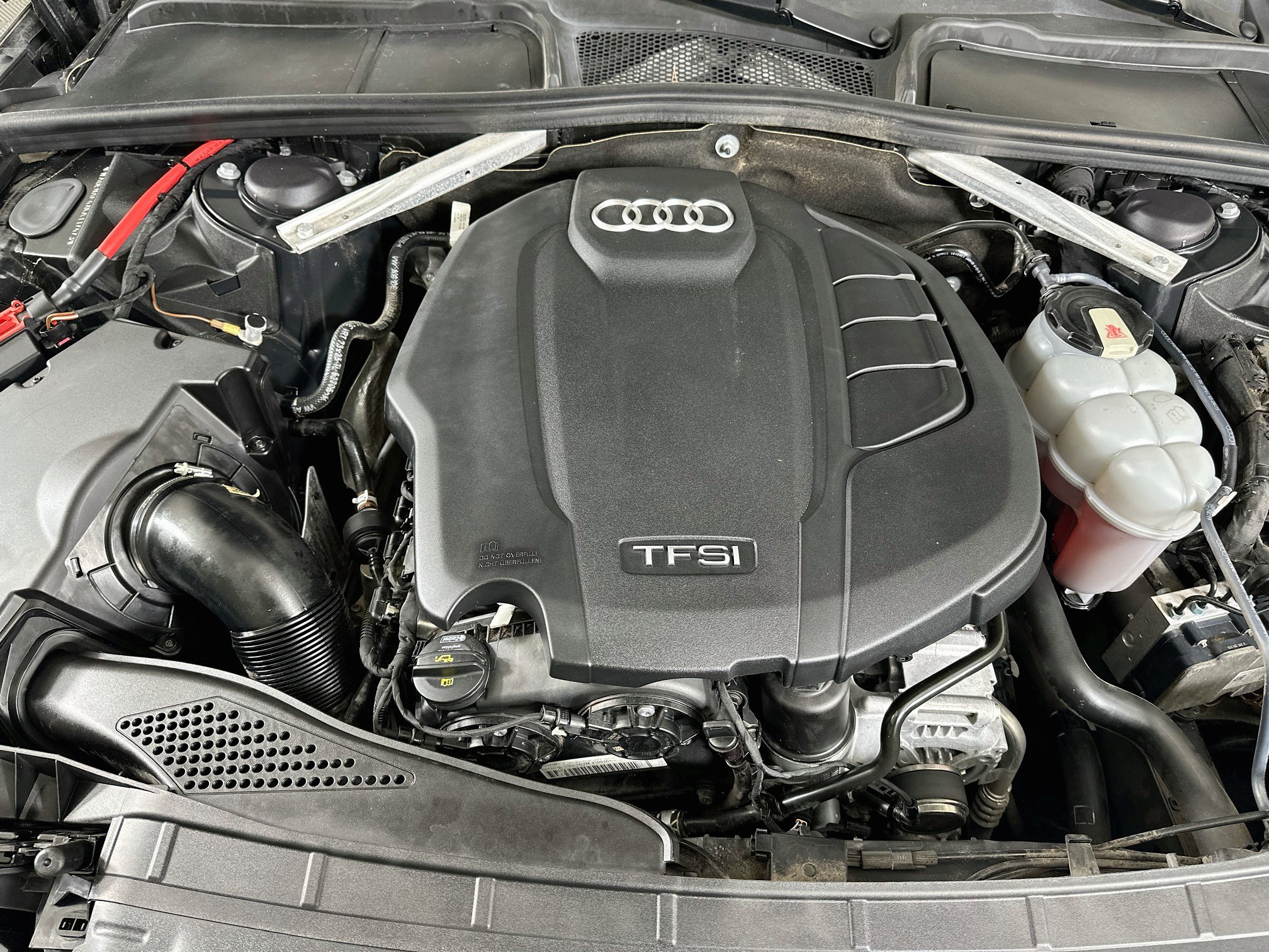 Used 2019 Audi A4 2.0T Premium Plus w/ Premium Plus Package AWD/4WD image 34