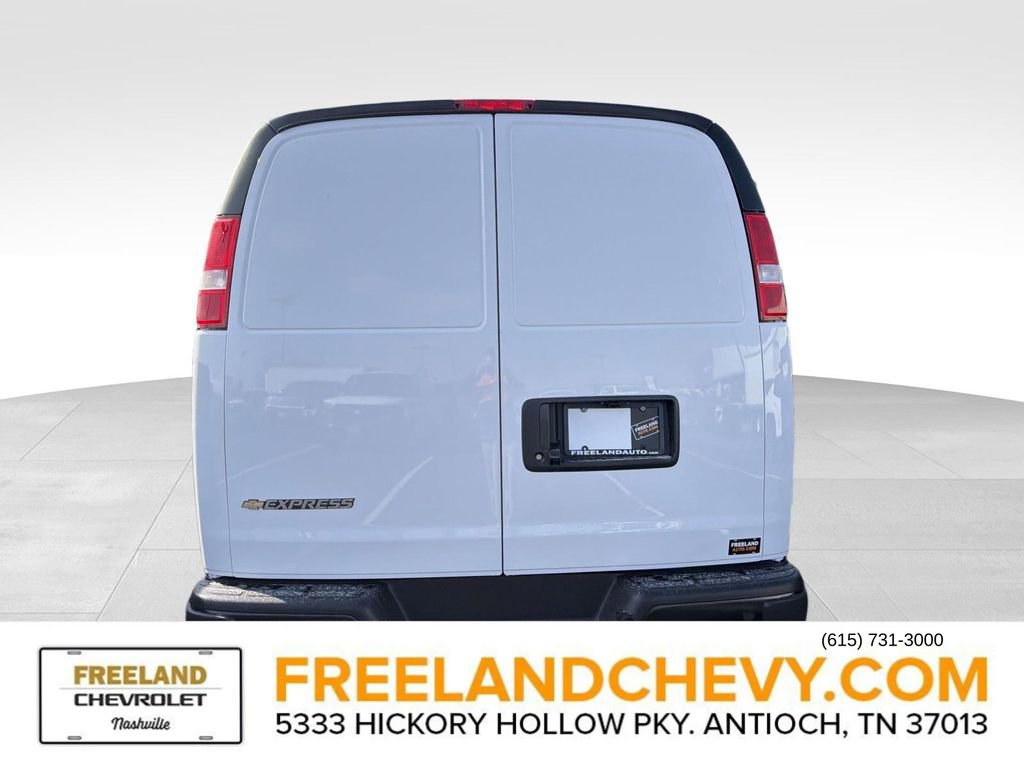 New 2026 Chevrolet Express 2500 w/ Driver Convenience Package video 3