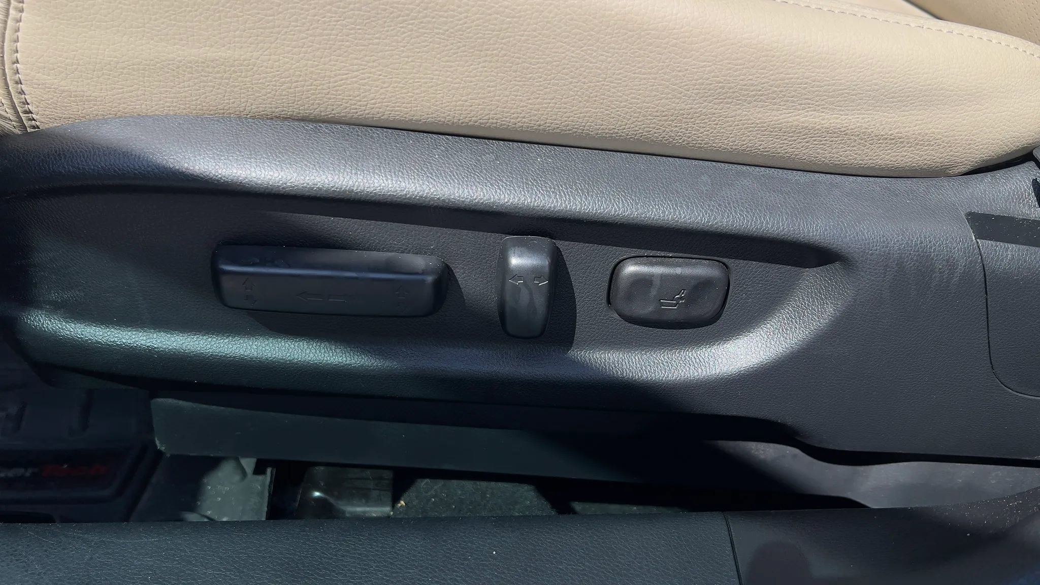 Used 2016 Honda Accord EX-L image 18